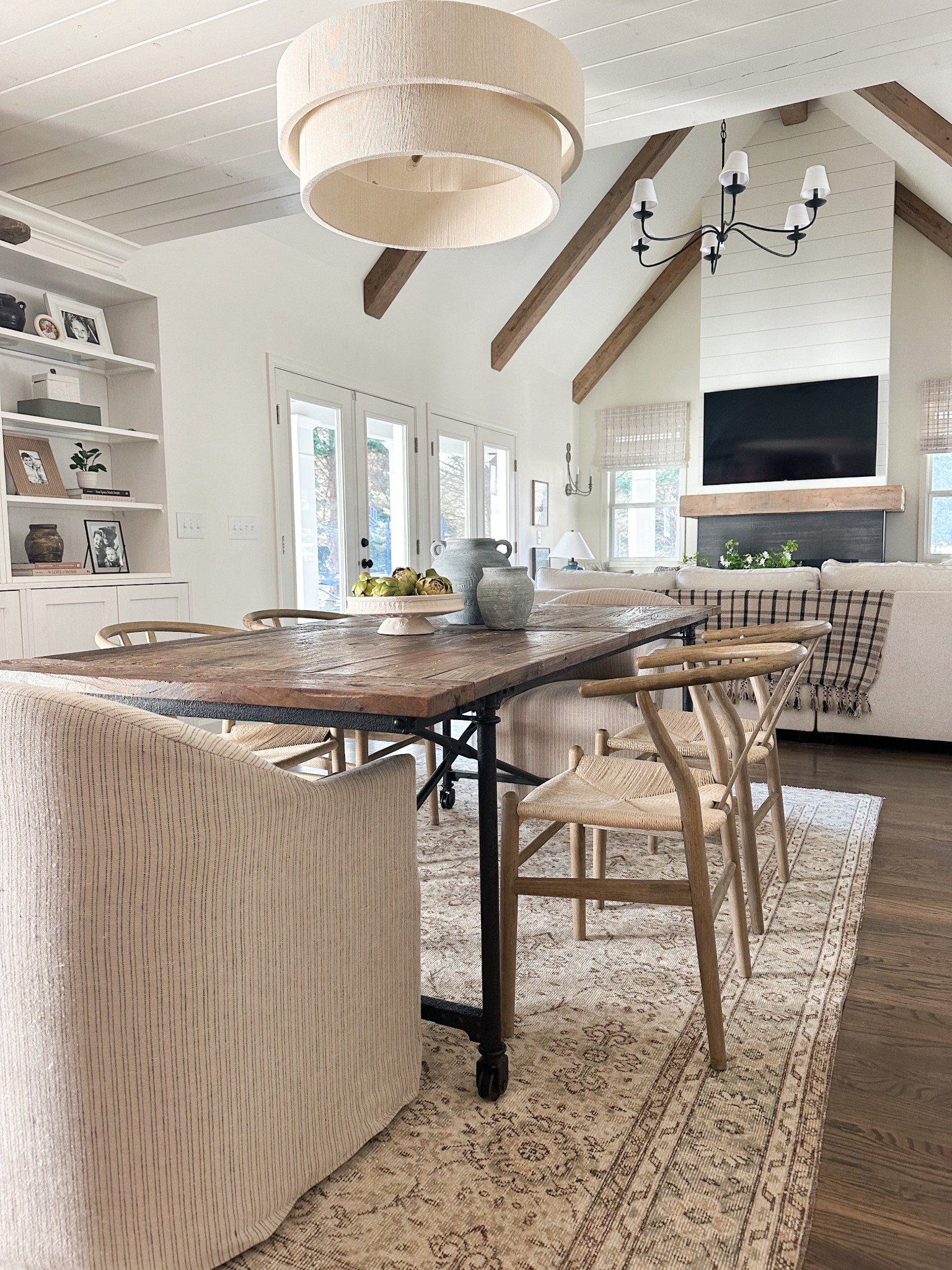 Dining room decor, home decor, modern classic, modern cottage 

#LTKHome