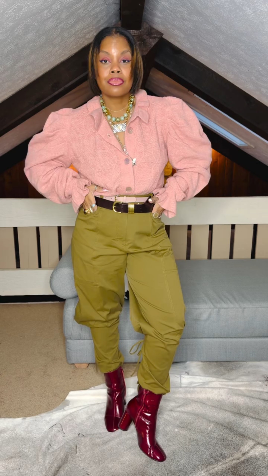 Hey boo! It’s Monday and back to business!! Can’t believe it’s snowing here! So painful! 

Anywho - love these pants! The ties give it that edge I like! What y’all think?
•
•
Style over forty, easy style, khaki style, workwear style, elevated workwear

#LTKgrwm #LTKootd