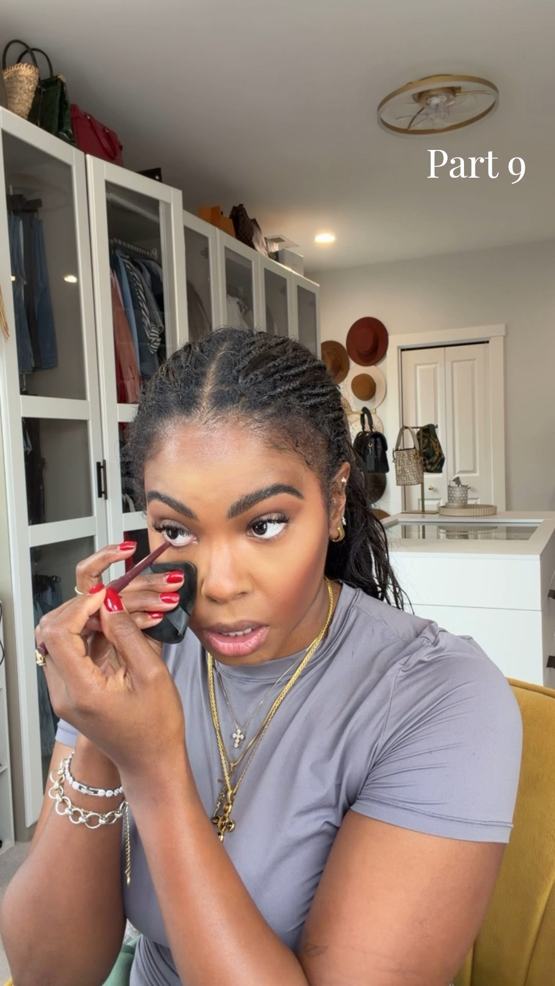 Morphe: Compatible 
NYX: Rebel Kind