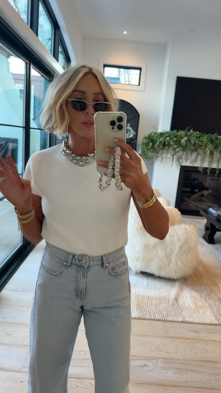 NEW Zara 🔥🔥🔥 this top and denim.. denim is giving agolde vibes for less than $70.00 