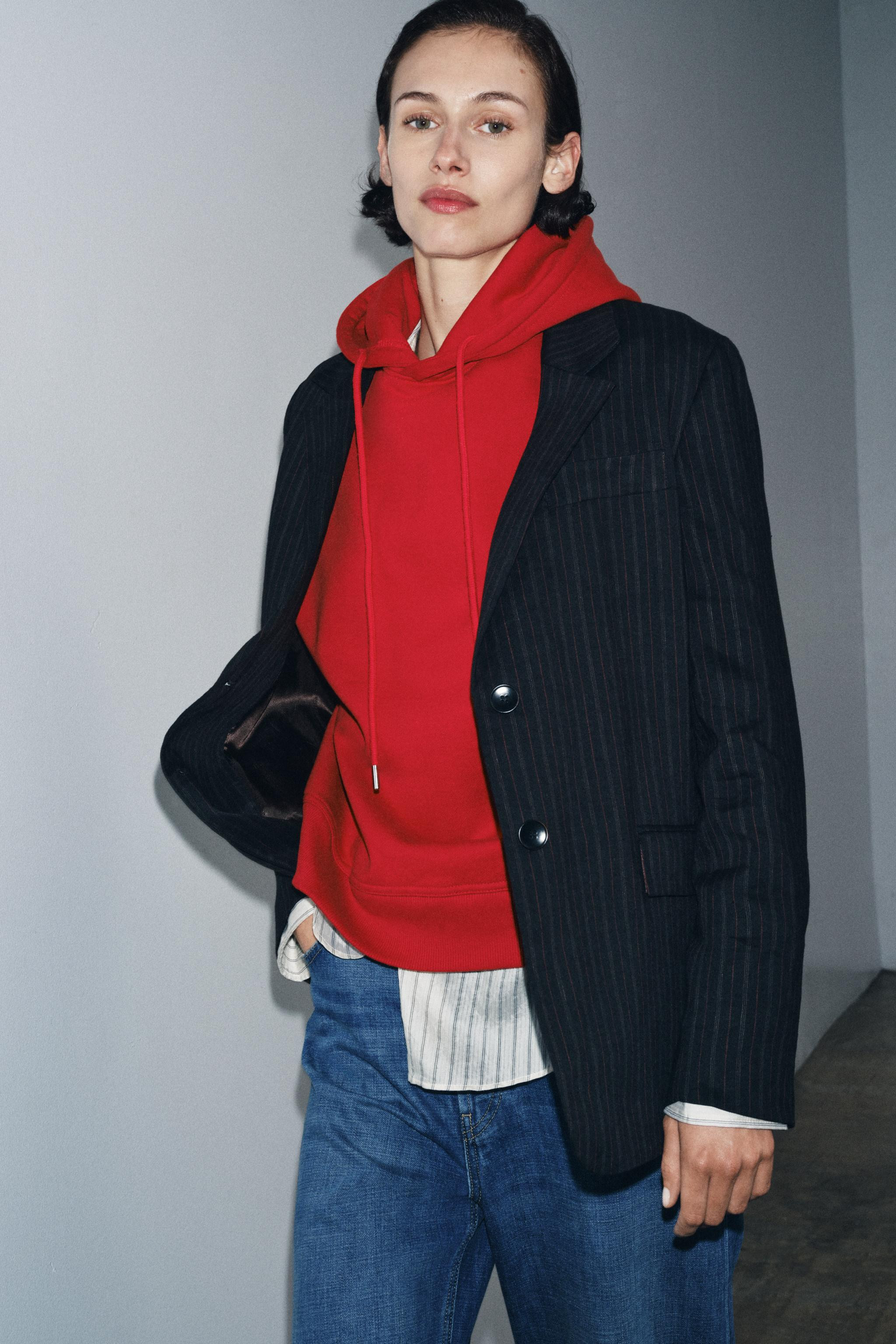 OVERSIZED HOODED SWEATSHIRT | Zara US