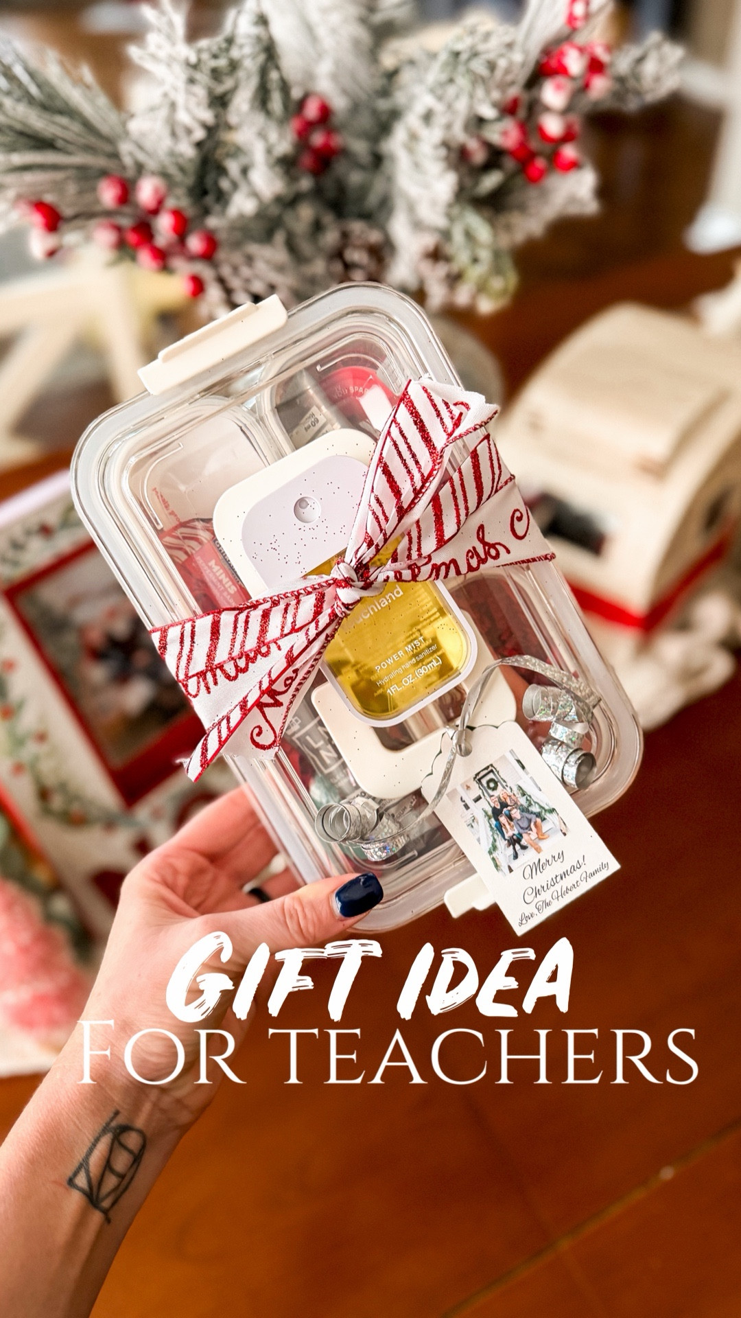 Christmas gift idea for teachers or administrators! 🎄🎀🦌🎅🏻🤌🏻
@target
@walmart

#LTKmomlife #LTKHoliday #LTKFindsUnder50