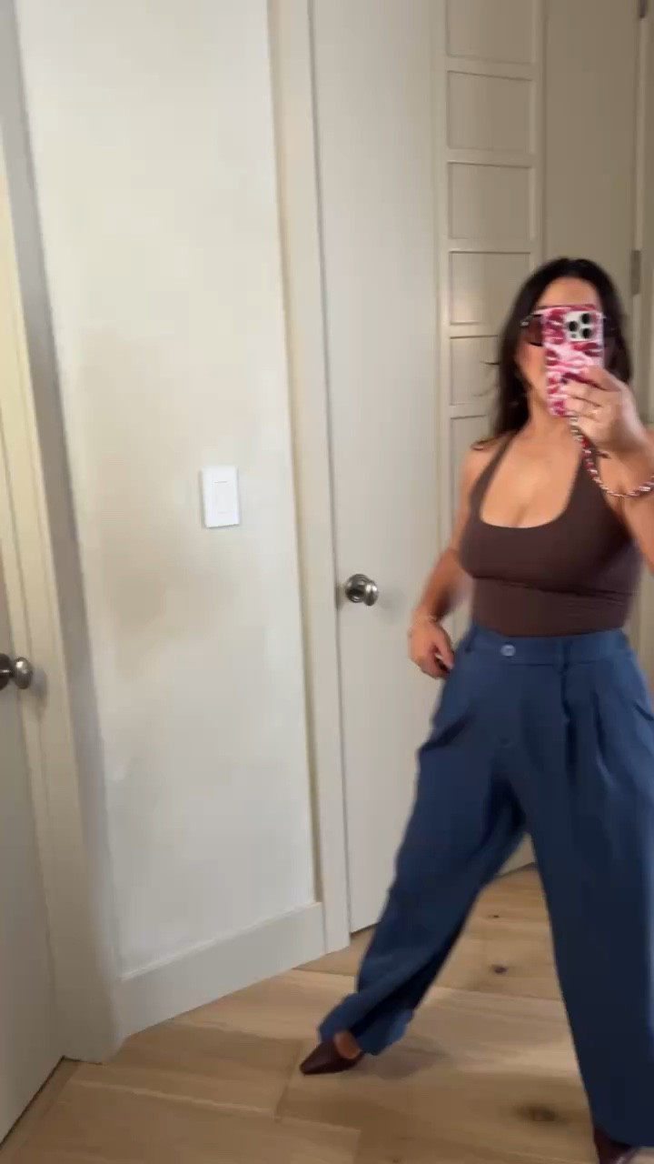 Favorite trousers!! 

Size small short thick, halter tank size small 

5’0” 140lbs
petite friendly


#LTKootd #LTKPetite #LTKWorkwear