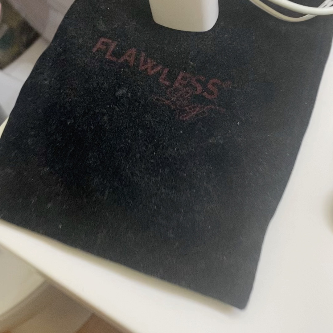 I struggle with razor bumps on my legs. I bought this electric leg shaver and it is amazing. 

#LTKBeauty #LTKFindsUnder50 #LTKSaleAlert