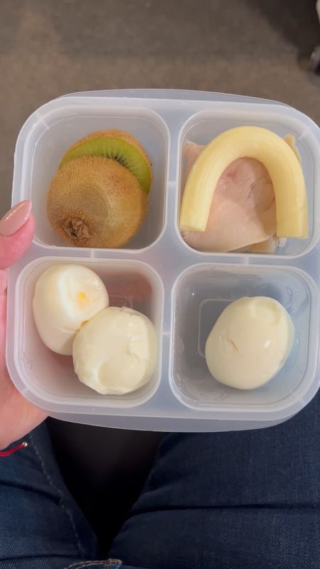 My Lunch Boxes. Mis cajitas para lunch.
The ones with 4 compartments are great for snacks and the other with three is the one I use for my kids school lunch.
They can go to the dishwasher 🥳🥳

#LTKkids #LTKfamily