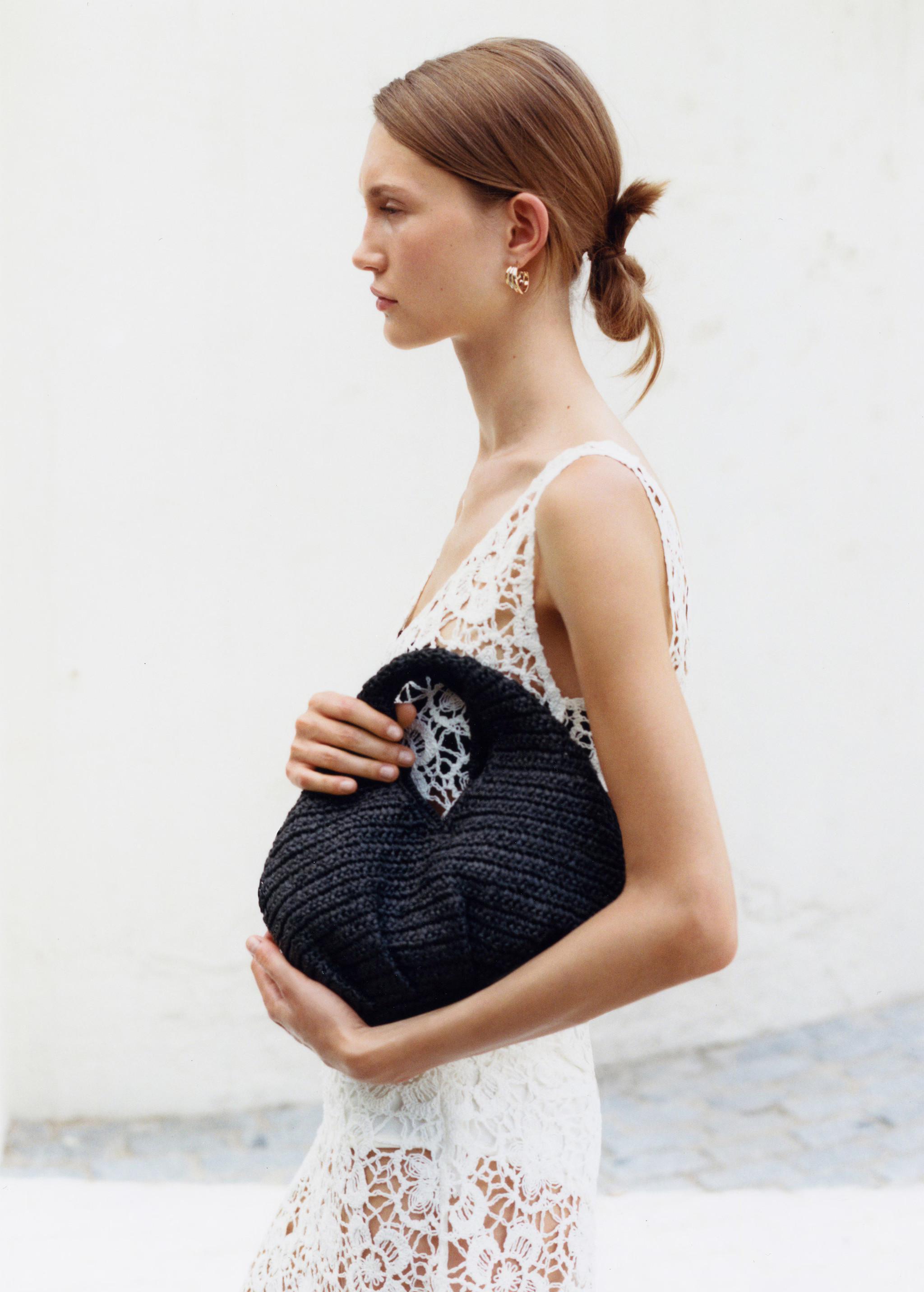 Natural fiber handbag - Woman | MANGO USA | MANGO (US)