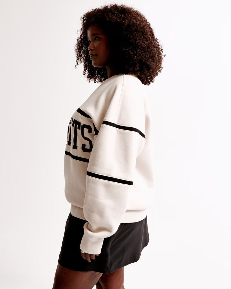 Go Sports Vintage Sunday Crew | Abercrombie & Fitch (US)