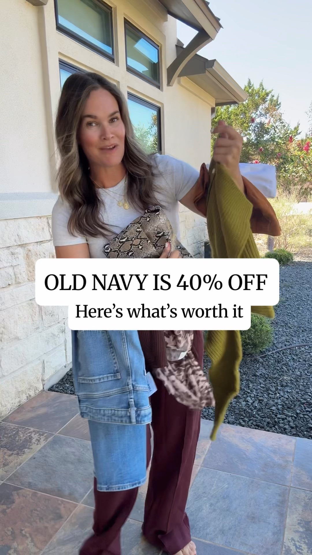 Old Navy is 40% off and I placed the biggest order to find what’s actually worth it! 👏 I love how flattering these pieces are and how cute are these clutches?!

#LTKootd #LTKSeasonal #LTKSaleAlert