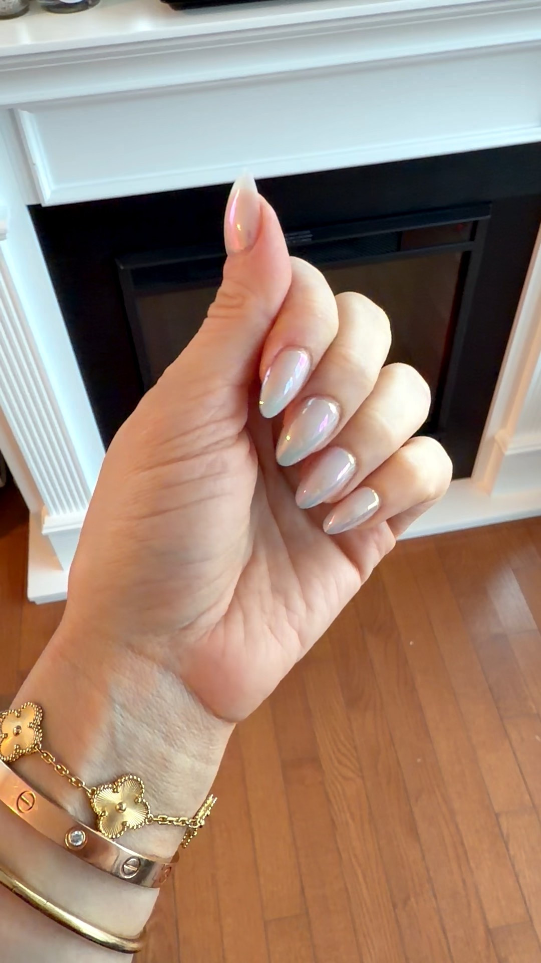 New nails and trying the oura ring sizer! Can’t wait to get it! 

#LTKmomlife #LTKdayinmylife #LTKgrwm