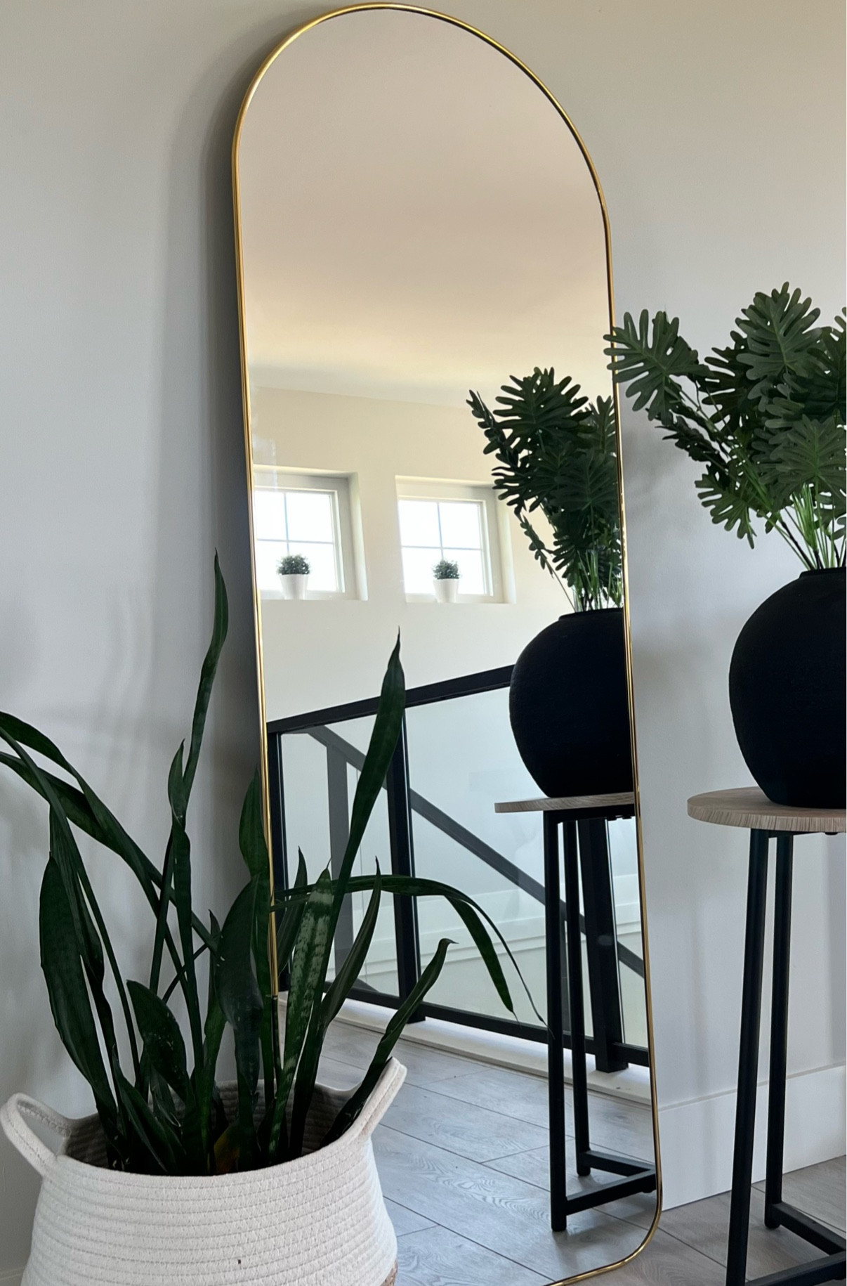 I just received two of these arched mirrors! I’m thinking about using them in my bedroom, above the nightstands. The arch, the brass.. so pretty! 


#LTKFind #LTKhome