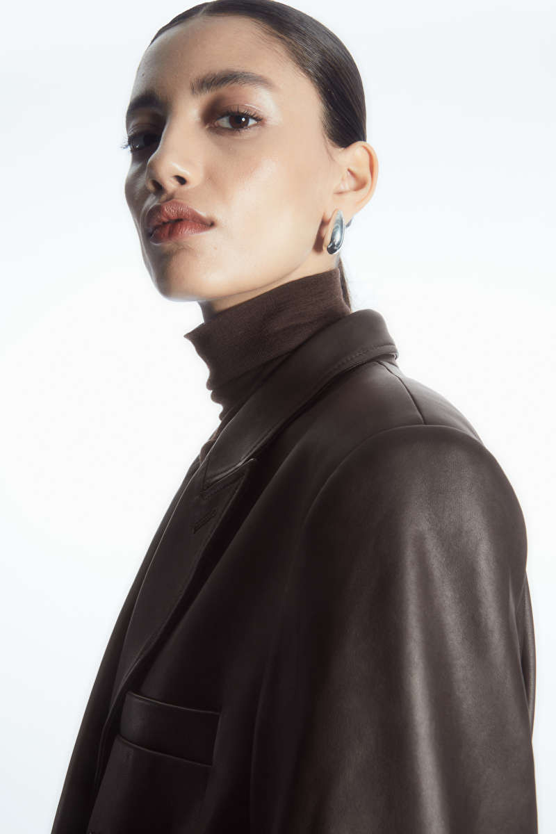 OVERSIZED DOUBLE-BREASTED LEATHER COAT | COS UK