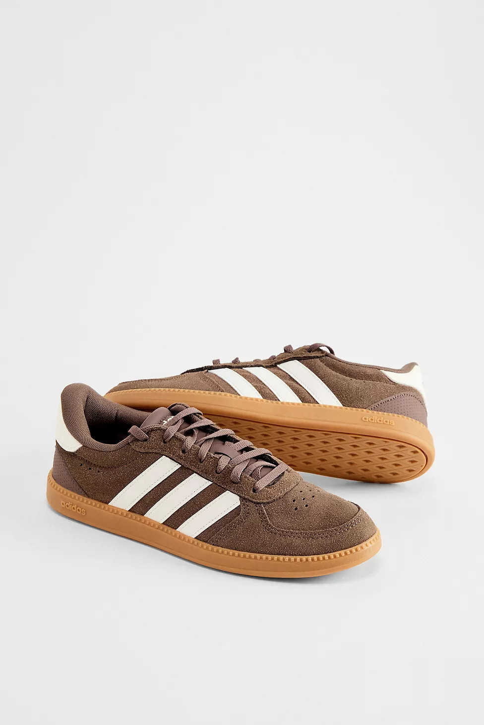 adidas Brown Breaknet Trainers | Urban Outfitters UK