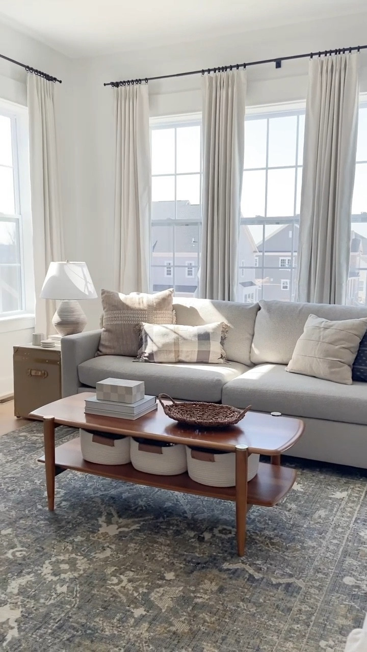 Curtain glide tape has quickly risen to the top of my *favorite things* list this year — it’s been such a game changer, I can never go back!
#homehack #curtains #homedecor #amazonhome 

#LTKhome