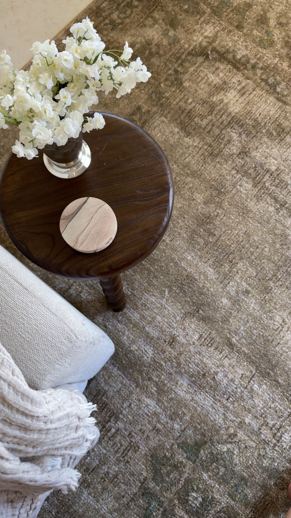 end table from roam homeware

living room decor, living room ideas, living room rug, area rug, neutral rug, neutral decor, living room inspo, end table, Loloi rug

#LTKStyleTip #LTKHome #LTKSeasonal