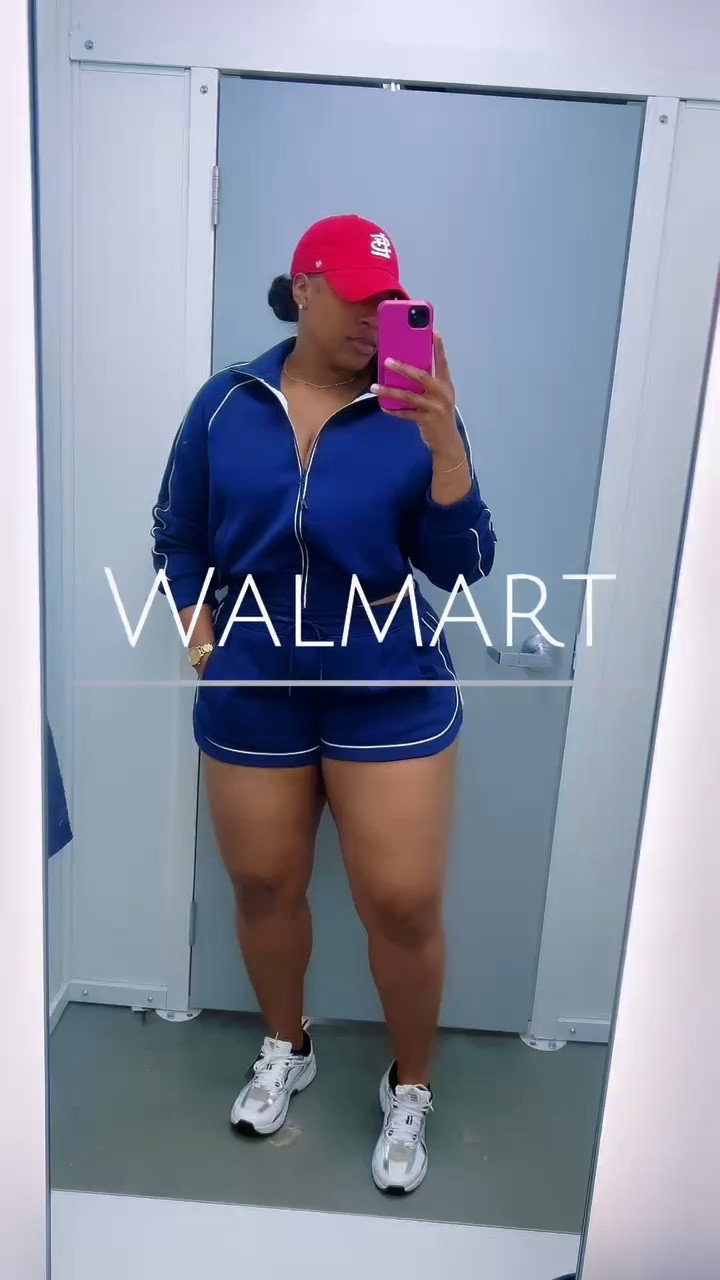 This 2-piece set is under $50 and comes in 4 other colors + a long pant option if you want a different vibe 🔥

I’m wearing a large jacket and XXL shorts (3” length) for that relaxed, comfy fit ✨

Easy, effortless, and still giving put-together every time 💅

#LTKTall #LTKMidsize #LTKPlusSize