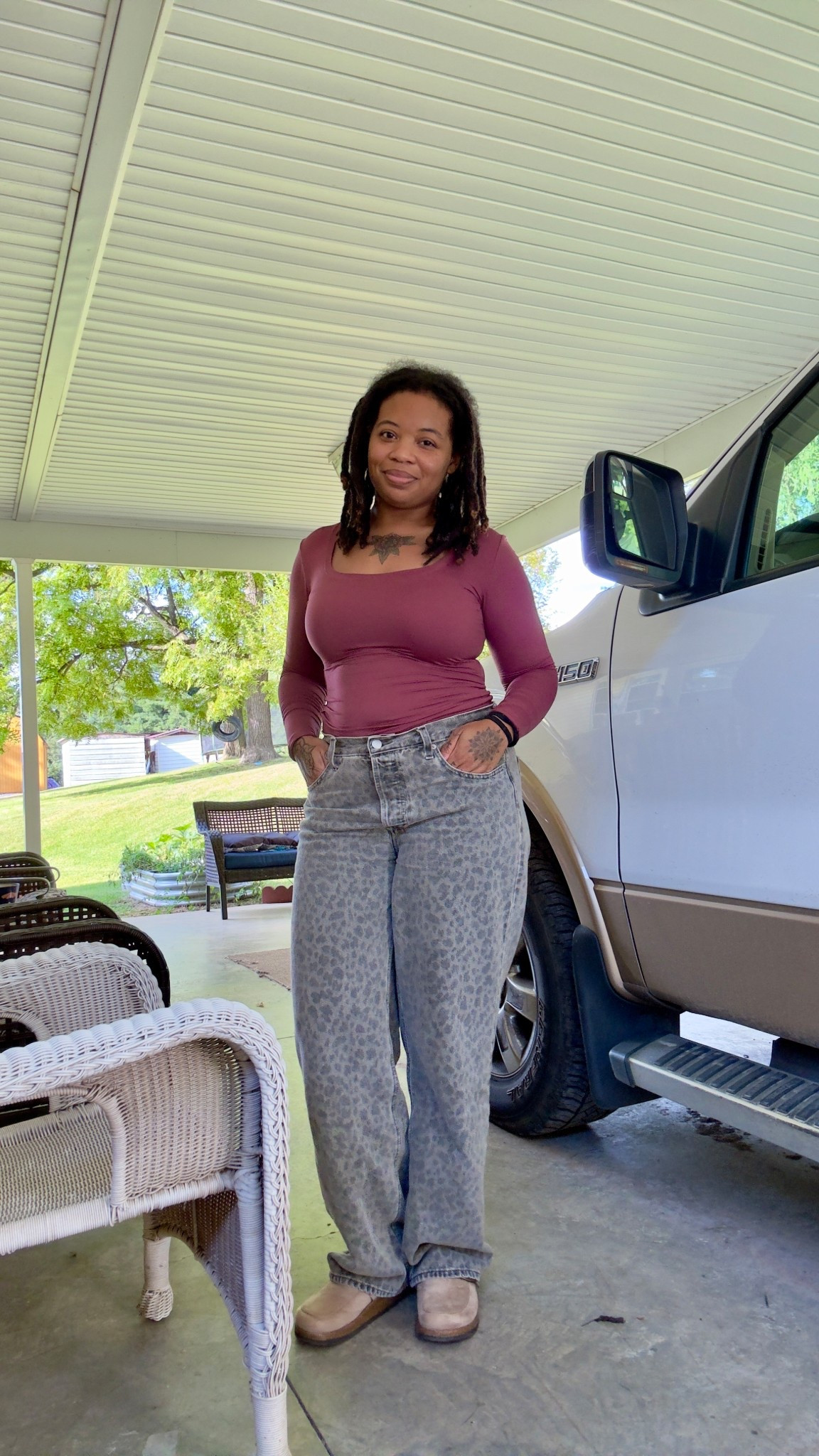 Feels crazy to be posting about fall outfits already, but the weather this week has been so cozy 😍 I have several of these tops—love the stretch. These jeans are perfectly baggy and awesome quality for the price point  

#LTKMidsize #LTKStyleTip #LTKFindsUnder50