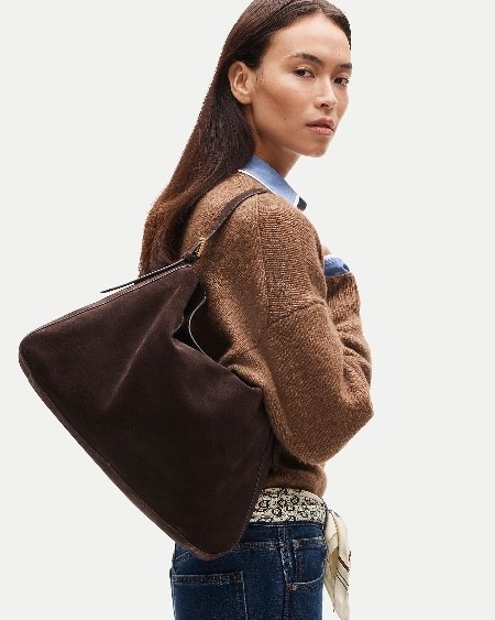 Berkeley large shoulder bag in suede

#LTKTravel #LTKWorkwear #LTKootd