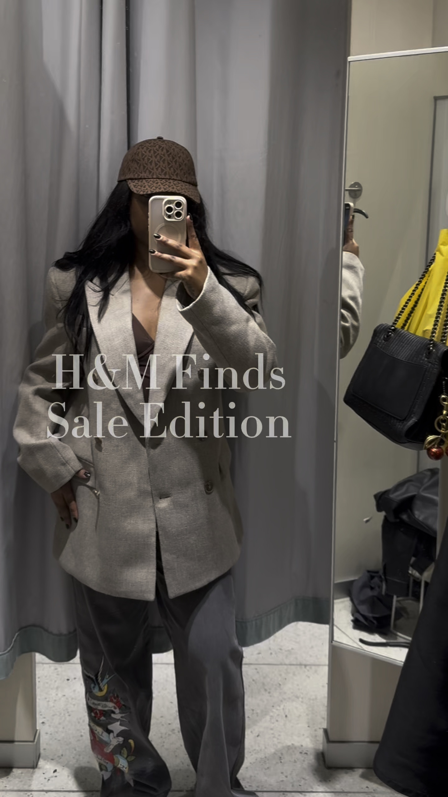 It’s time for the H&M winter sale ! Things are selling out make sure you shop in store as well! ❤️

#LTKSaleAlert #LTKFindsUnder100 #LTKHoliday