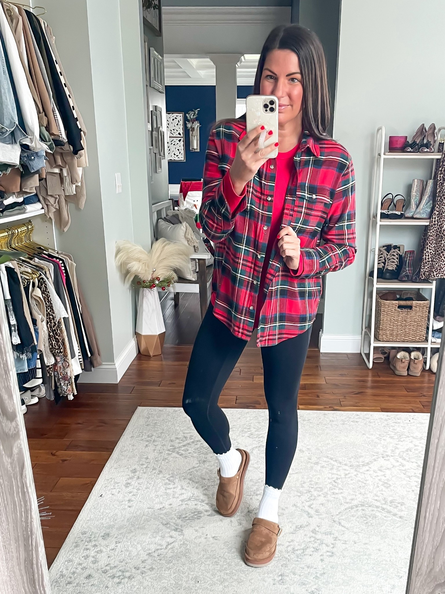 Casual Christmas outfit 

#LTKFindsUnder50 #LTKOver40 #LTKSeasonal