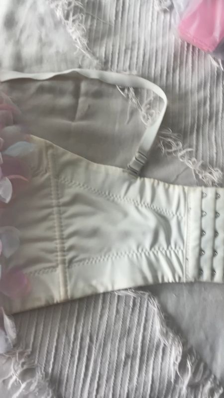 Appliqué flower shirt +
Jeans +
Nike shoes + 
Press on nails +
Packed party Fanny pack 

#LTKstyletip #LTKshoecrush