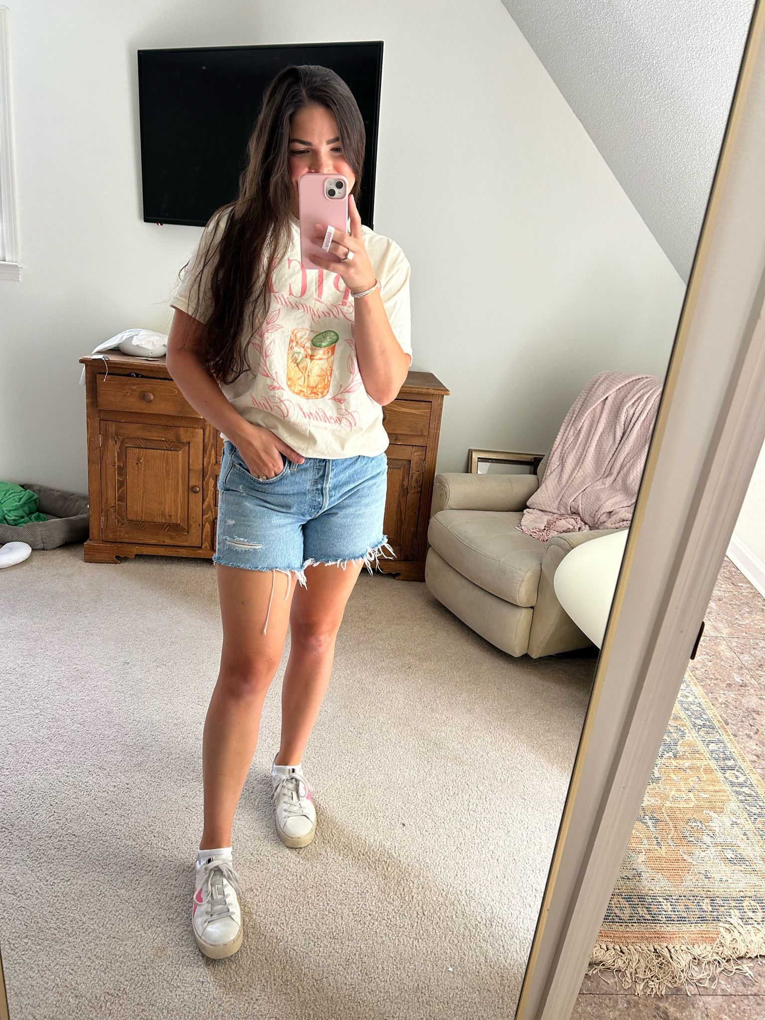 Friday funday outfit! The best jean shorts! 

#LTKFindsUnder100 #LTKBacktoSchool #LTKStyleTip