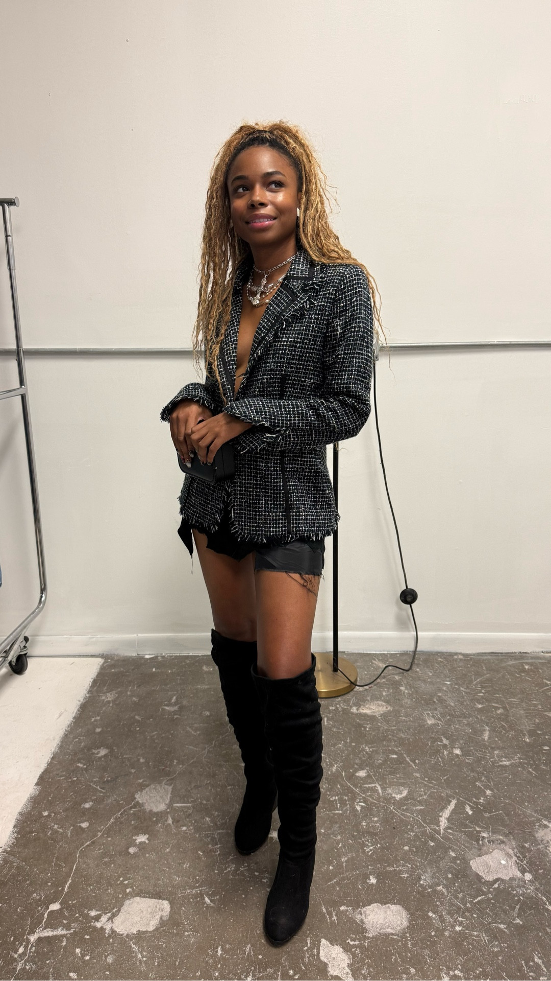 Chanel meets the grunge aesthetic

#LTKFindsUnder100 #LTKPetite #LTKgrwm