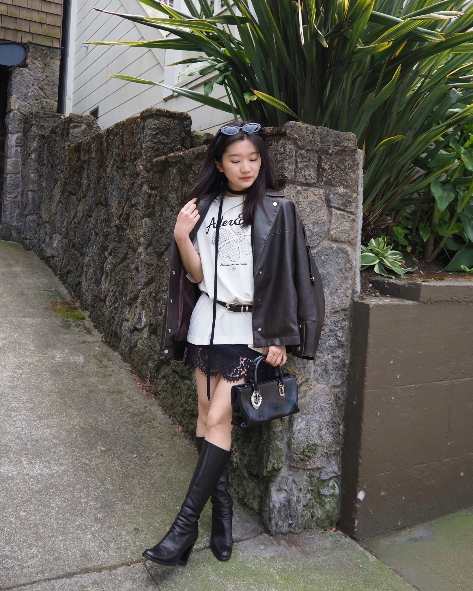 layers on layers 🤎🤍🖤



#LTKSeasonal #LTKStyleTip #LTKPetite