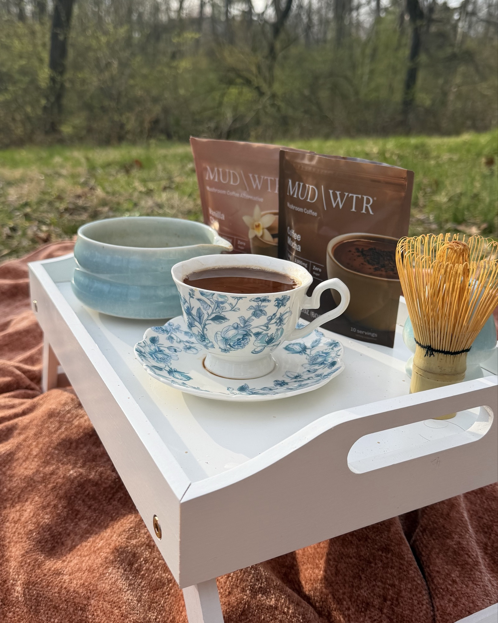My favorite coffee alternative! 

Limit edition bandle!

Limited time bundle(!) available until April 30(!) 

@drinkmudwtr #mudwtr
 #ad #morningroutine #coffeealternative #wellnessroutine