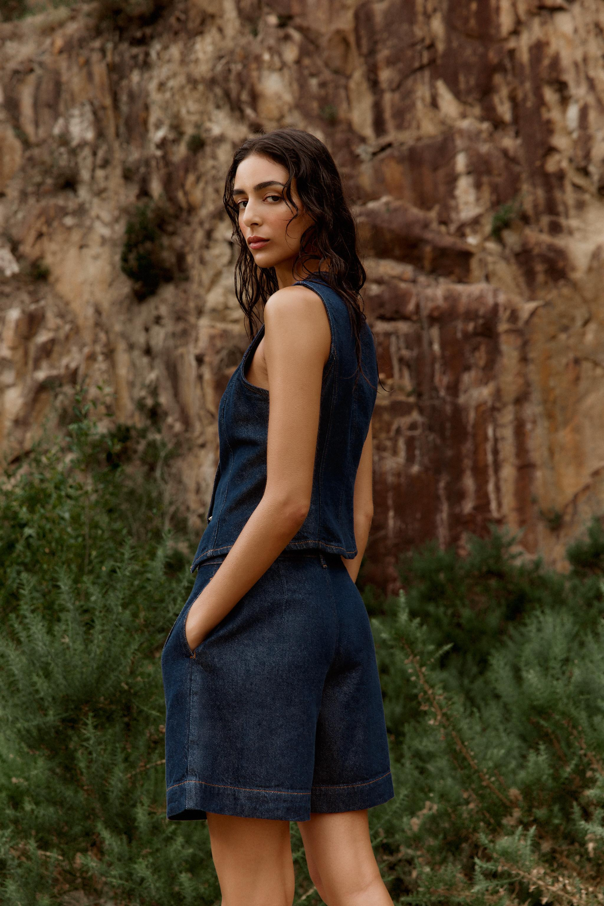 Z1975 DENIM SHORTS WITH DARTS AND BELT | Zara AU