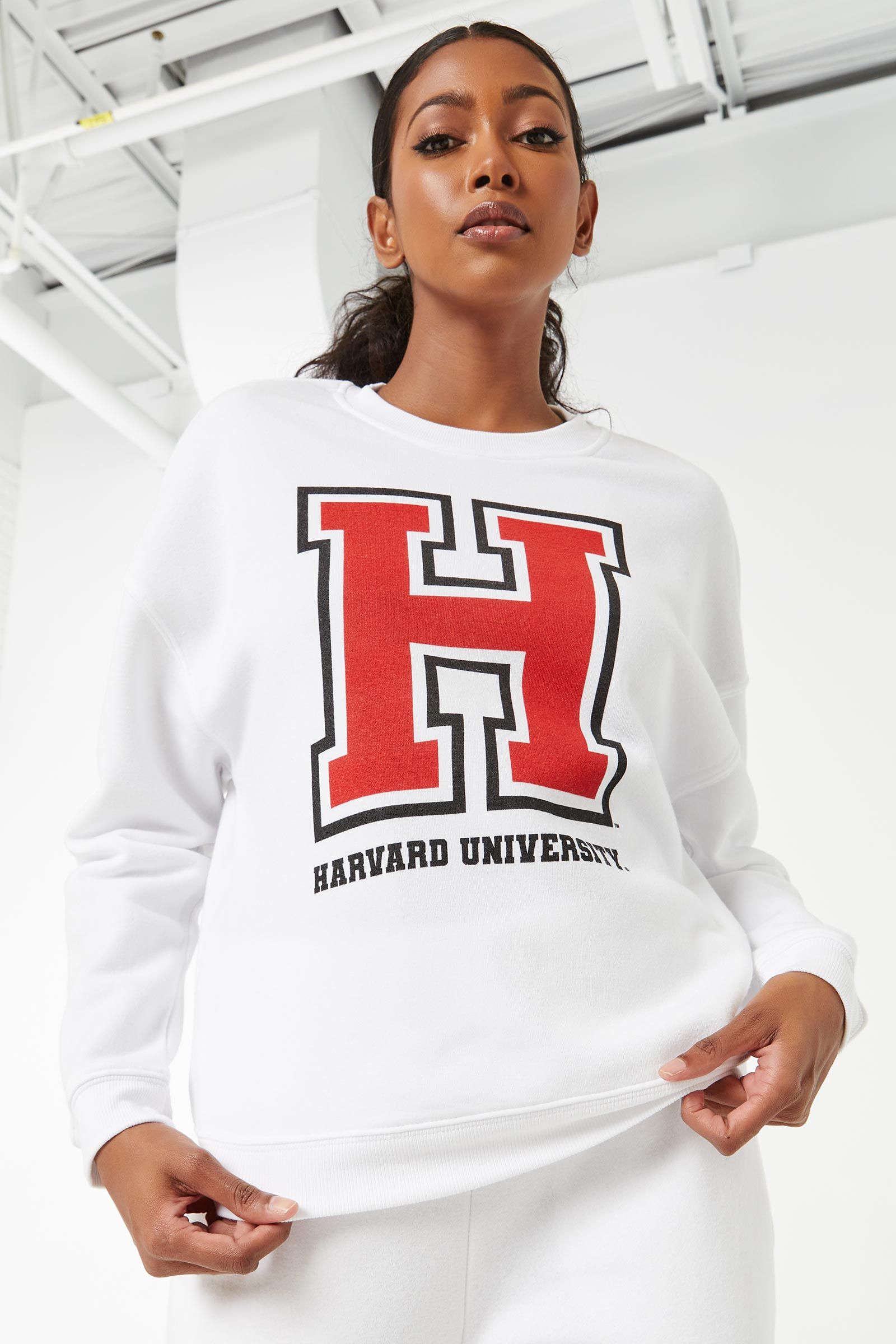 Harvard Sweatshirt | Ardene