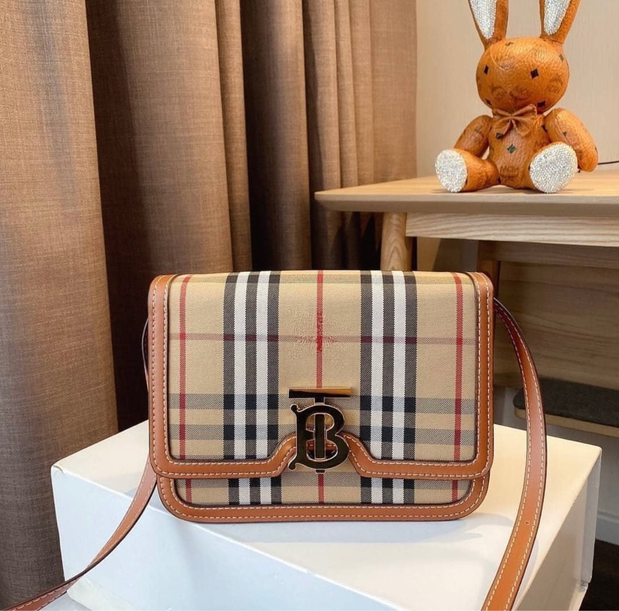 Burberry crossbody bag. 
#dhgate 

#LTKstyletip #LTKfindsunder100
