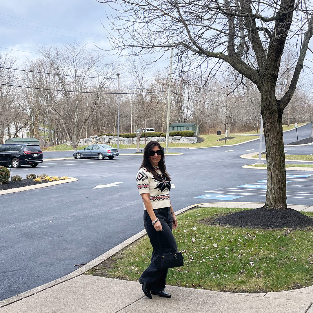Who doesn't love a Christmas sweater and barrel jeans for the holiday season? I do! Love! 

 #LTKootd #LTKOver40 #LTKPetite