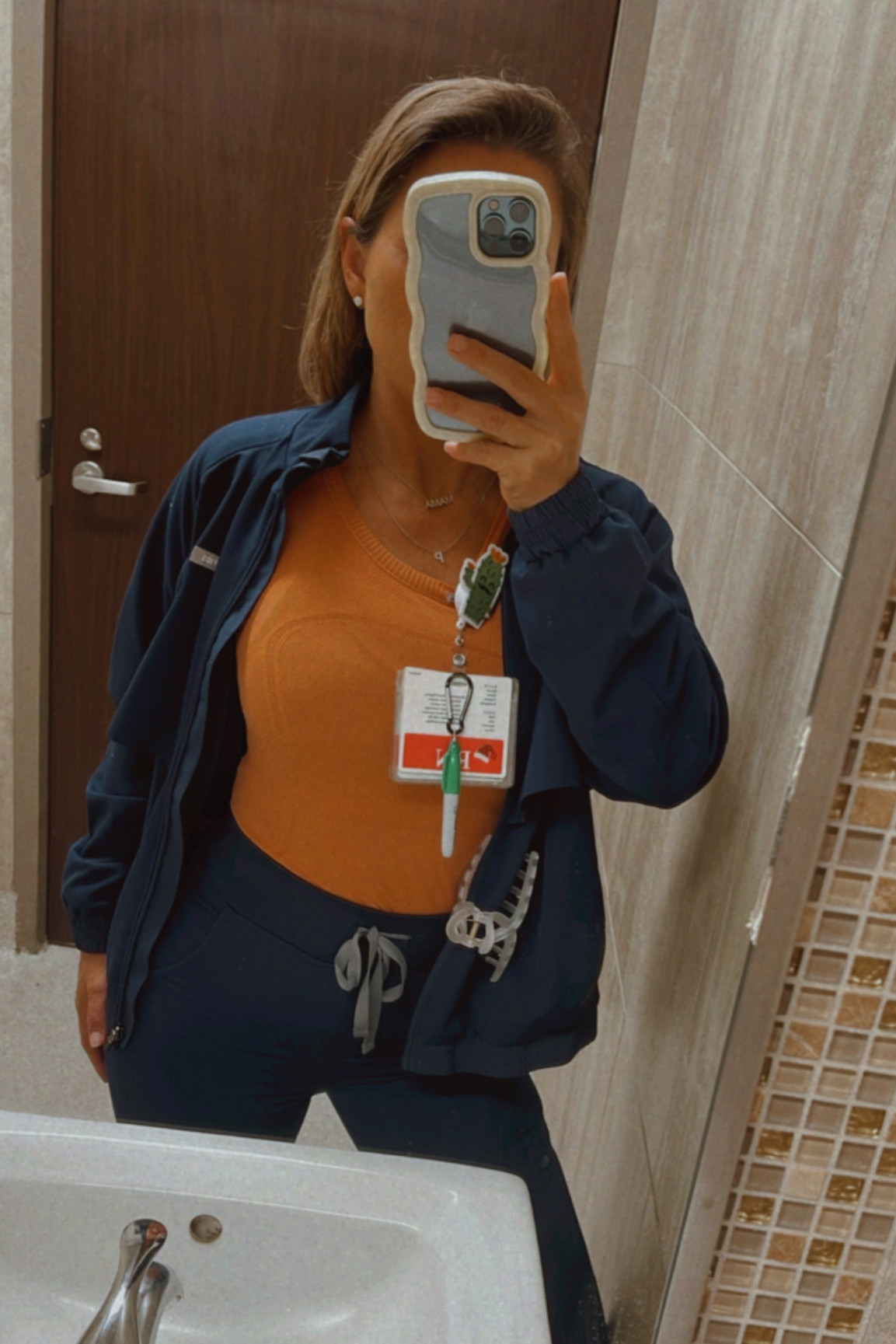 Nurse OOTD ✨ #scrubs #nurse #work #workingmom #ootd #ltkootd

#LTKworkwear #LTKFind #LTKfit