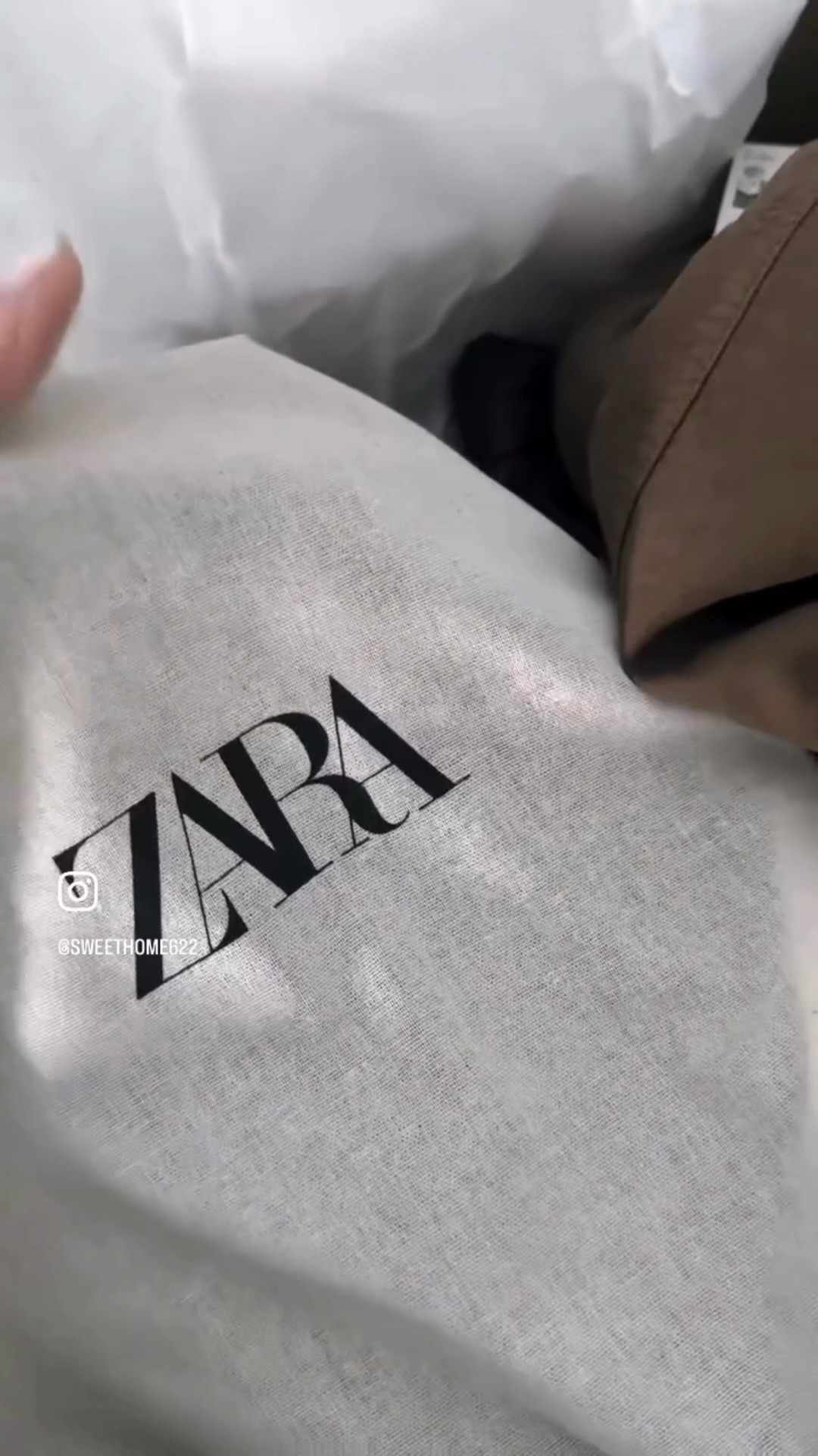Moda, belleza y decoración.
Recibiendo mis favoritos de @Zara

#LTKHome #LTKSeasonal #LTKSaleAlert