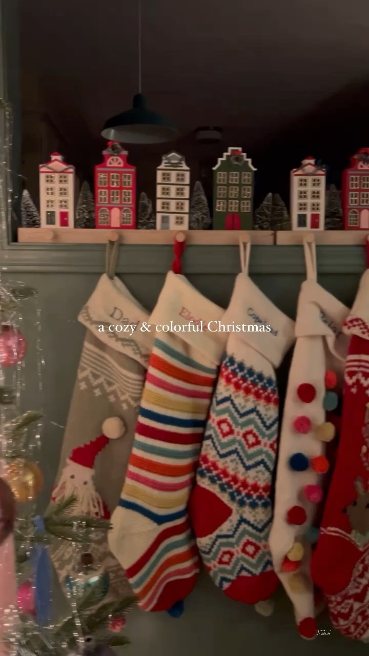 ✨ how I created my cozy & colorful Christmas den ✨

#LTKHoliday #LTKSeasonal #LTKhome