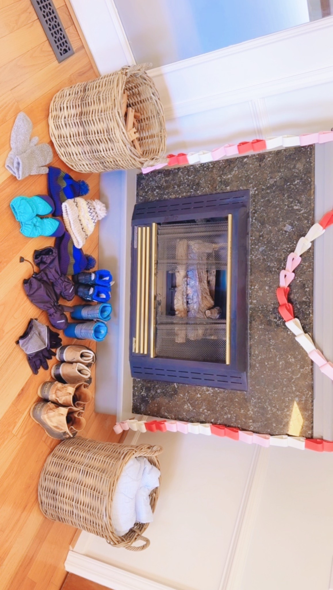 And nothing says a southern snow day ❄️🌨️ more than the view of  all the tiny gloves 🧤, hats 🧢, and boots 🥾 drying off in front of the fireplace 🔥 - the sweetest sight!! 🥰🫶🏽