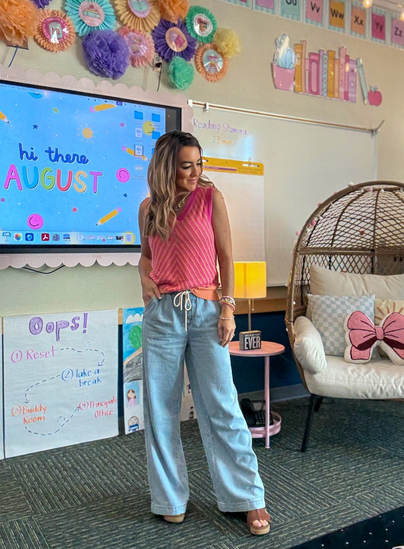 Found the cutest little crochet vest in orange and pink! I’m also so happy wide leg jeans are back because this pair from Thread & Supply is so comfy and super soft! 

Teacher outfit, teacher ootd, wide leg jeans, sweater vest 

#LTKFindsUnder50 #LTKWorkwear #LTKFindsUnder100