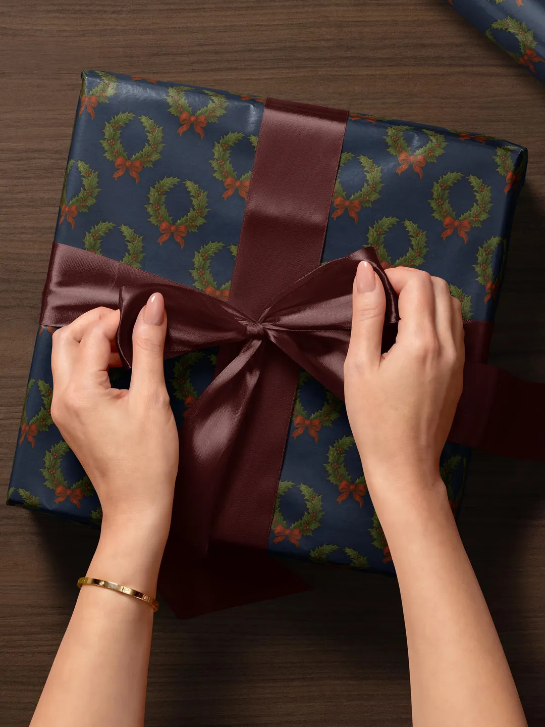 Christmas Wreath Wrapping Paper Christmas Present Moody Christmas Print Blue Holiday Gift Wrap Fe... | Etsy (US)