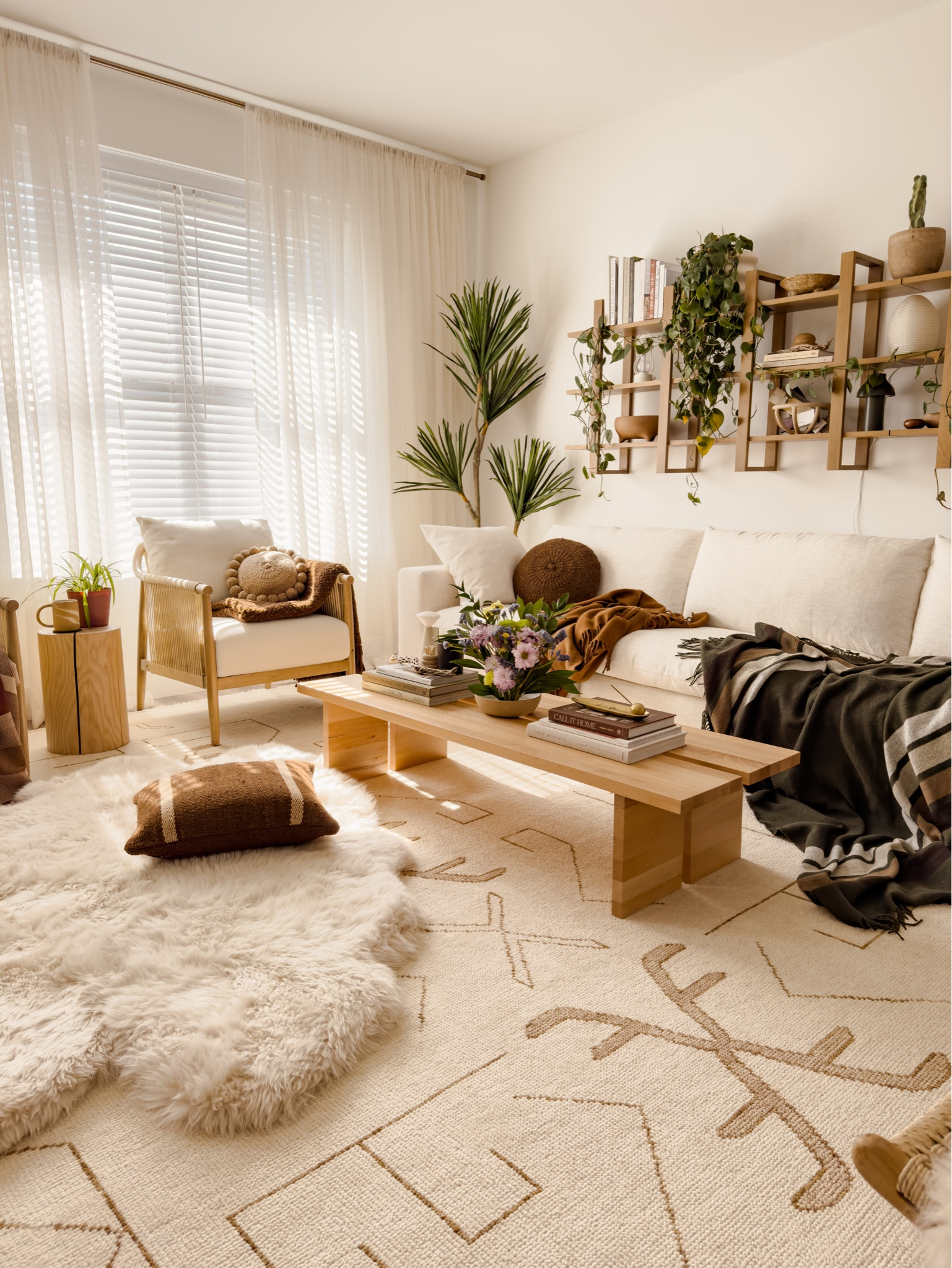 Living room ☀️😍 

#LTKSpringSale #LTKsalealert #LTKhome