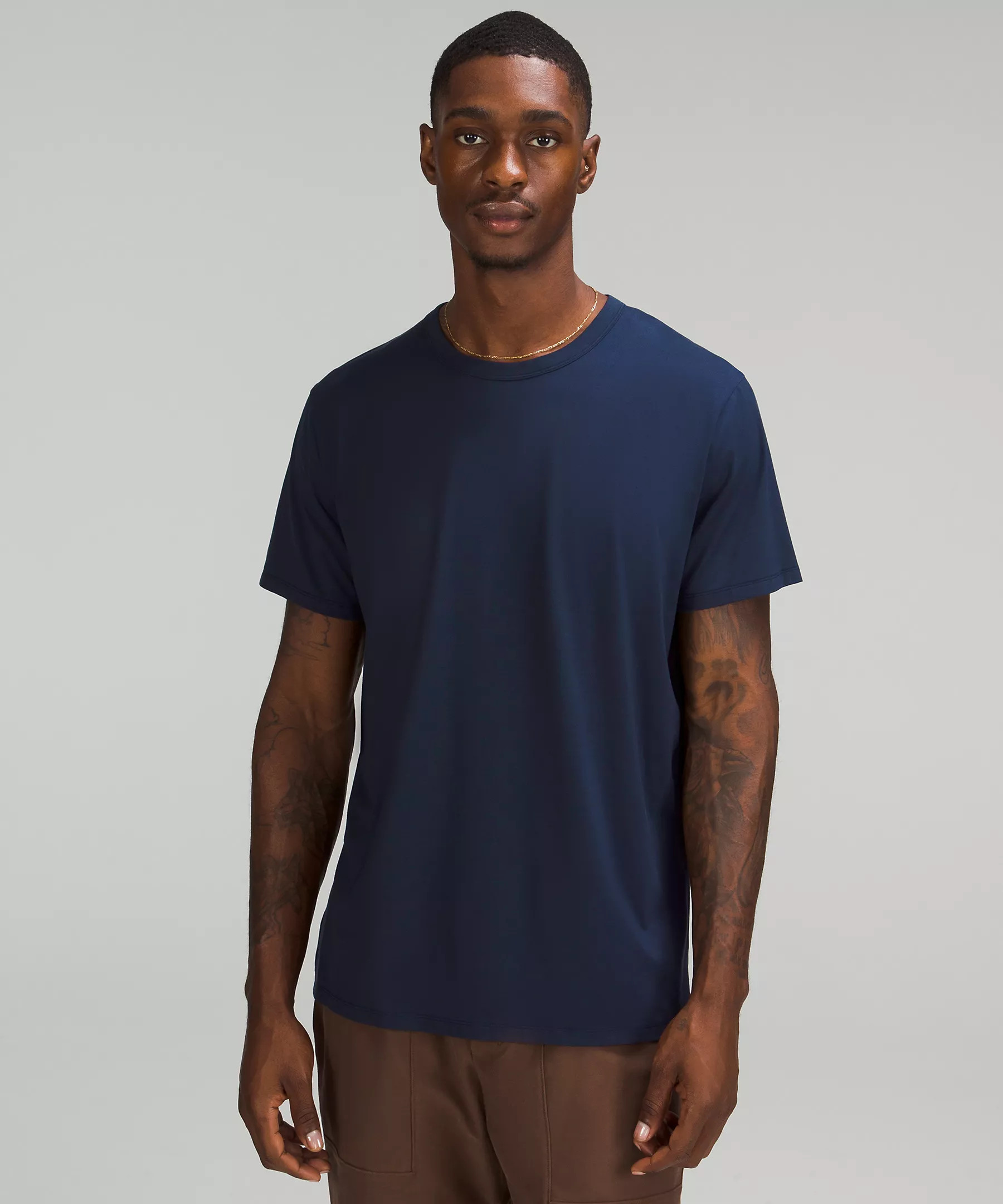 lululemon Fundamental T-Shirt | Men's Short Sleeve Shirts & Tee's | lululemon | Lululemon (US)