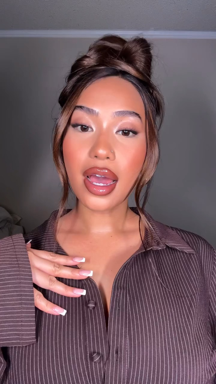 How to layer your makeup ✨ hope this helps 

#makeup #tutorial #foundation

#LTKFestival #LTKBeauty #LTKStyleTip