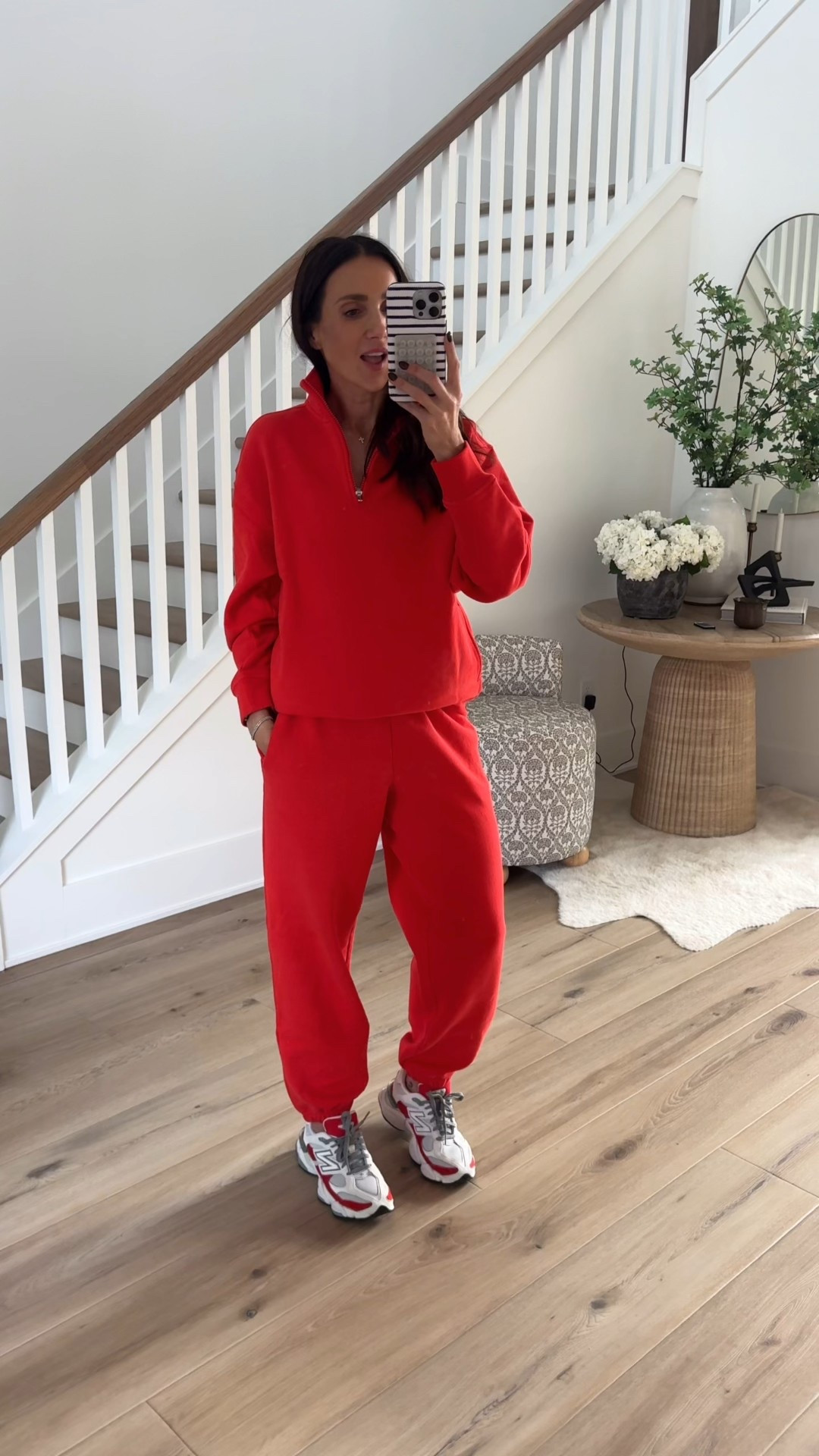 I’m wearing size extra small in sweatshirt and sweatpants. Also linking some of my favorites from @athleta warehouse sale, take additional 30% off sale items #athletapartner #powerofshe

#LTKActive #LTKSaleAlert #LTKFindsUnder50