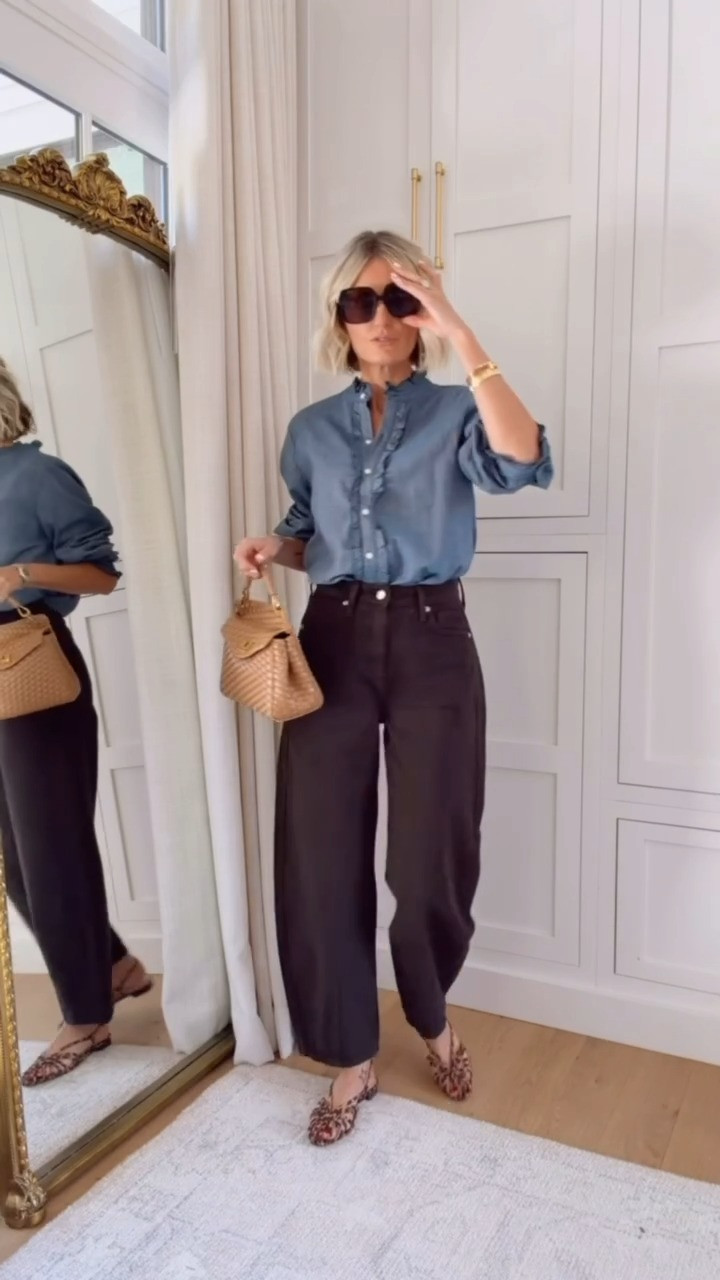 This is such a cute fall look that would be perfect for work! This top and these jeans are Target finds, so they are really affordable! Wearing S/2

Loverly Grey, Target, fall outfit, fall workwear, brown jeans, barrel jeans, neutral purse, fall blouse 

 #LTKSeasonal