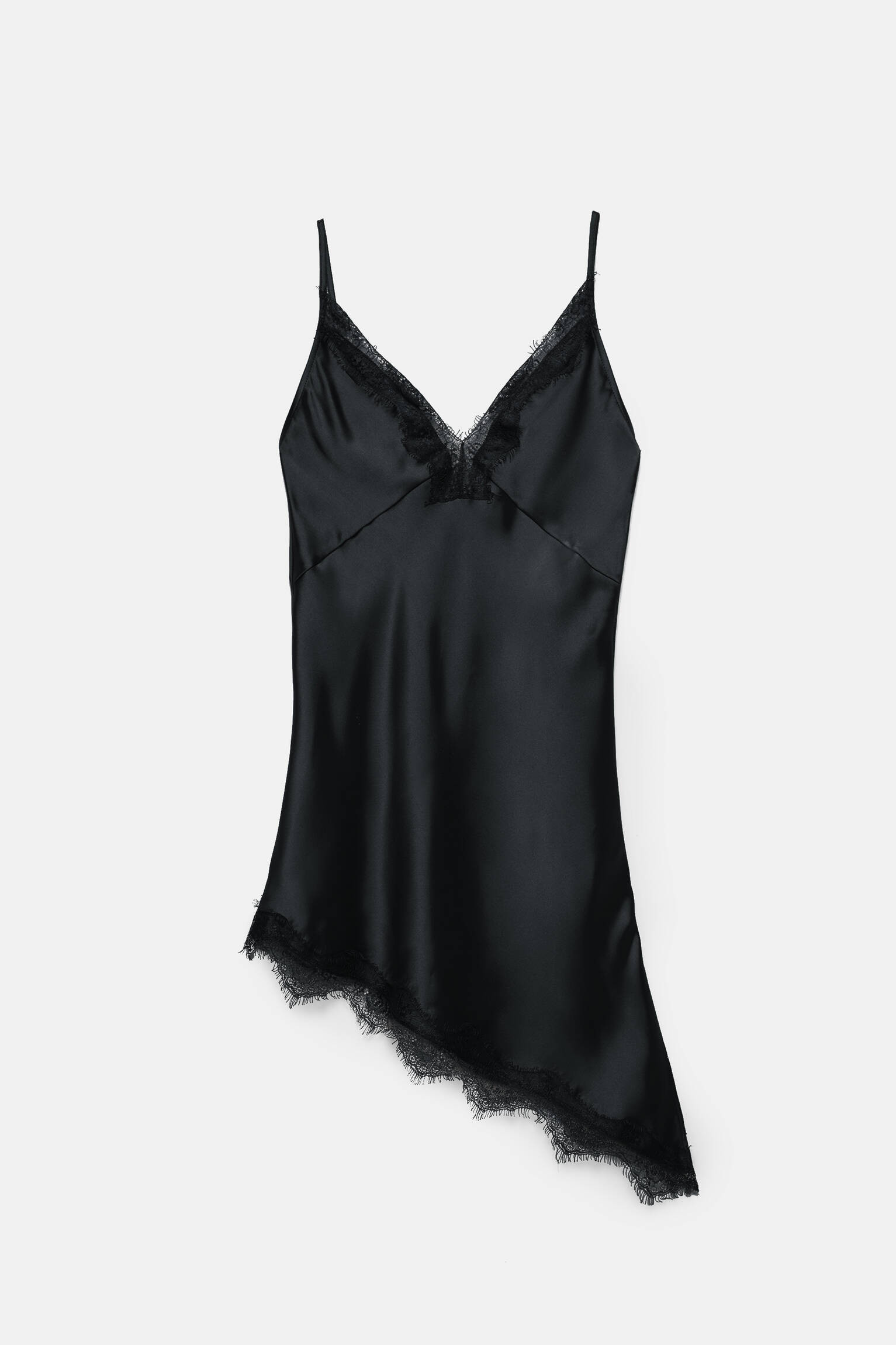 Asymmetric lace camisole top - pull&bear | PULL and BEAR UK