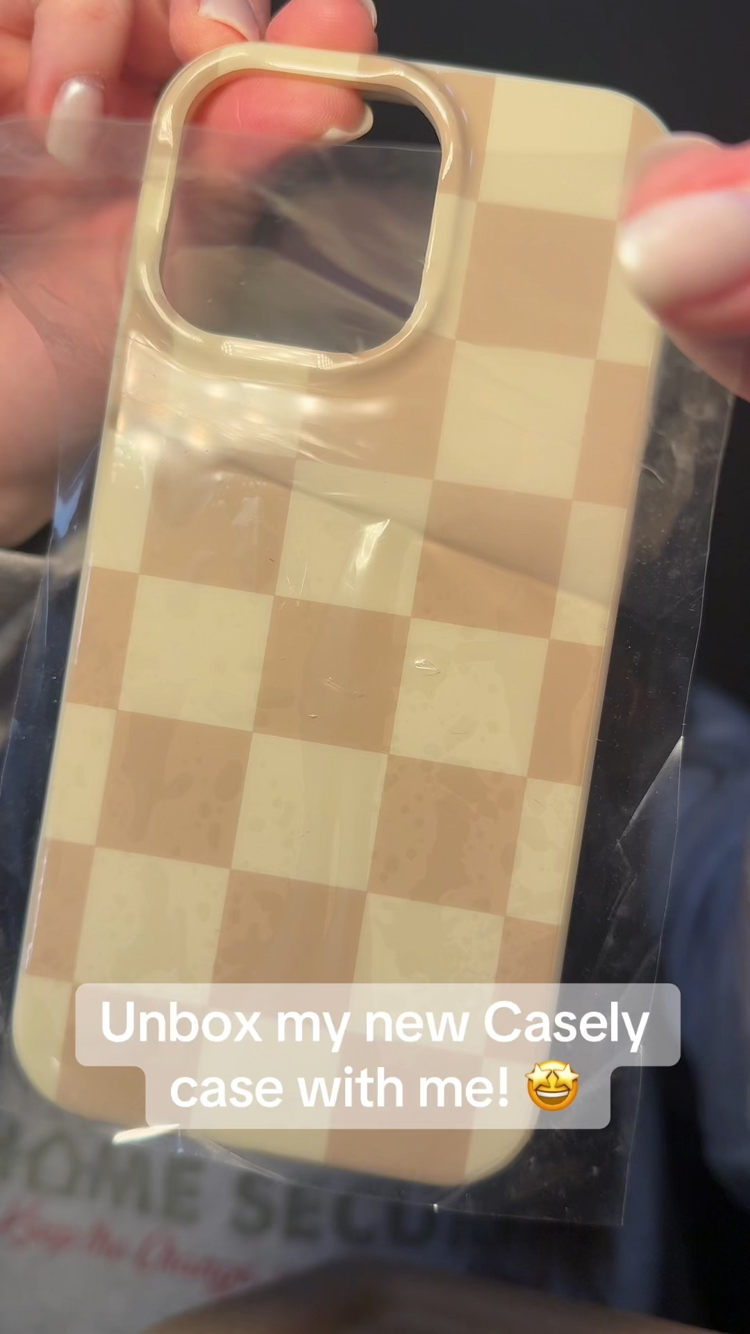 Unbox my new Casely case with me! 🤩 Right now they’re running a Buy 1 get 1 sale for the holidays! 🎄❤️

#LTKGiftGuide #LTKCyberWeek #LTKHoliday