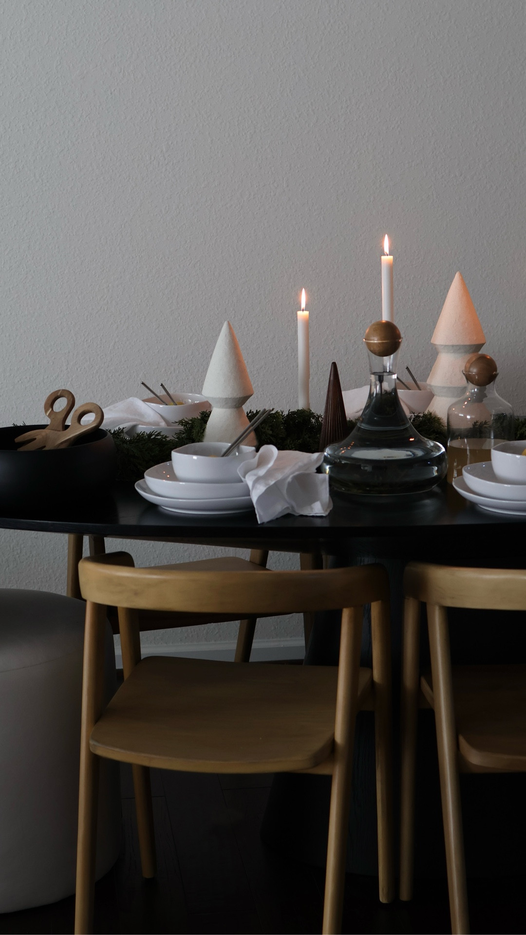 Nothing brings the holiday spirit to our home like setting the table for our guests 🌲

Follow @haus.of.wang for more home decor ideas and finds from our Haus to yours.

-

#tablesetting #hosting #holidayinspo 
Minimalist home essentials, Home decor, interior design, scandi home, japandi home, japandi interior, slow living, slow lifestyle, cozy vibes, cozy home

#LTKHoliday
