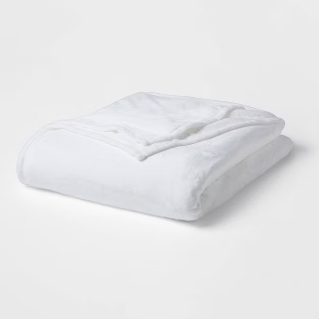 Solid Plush Bed Blanket - Room Essentials™ | Target
