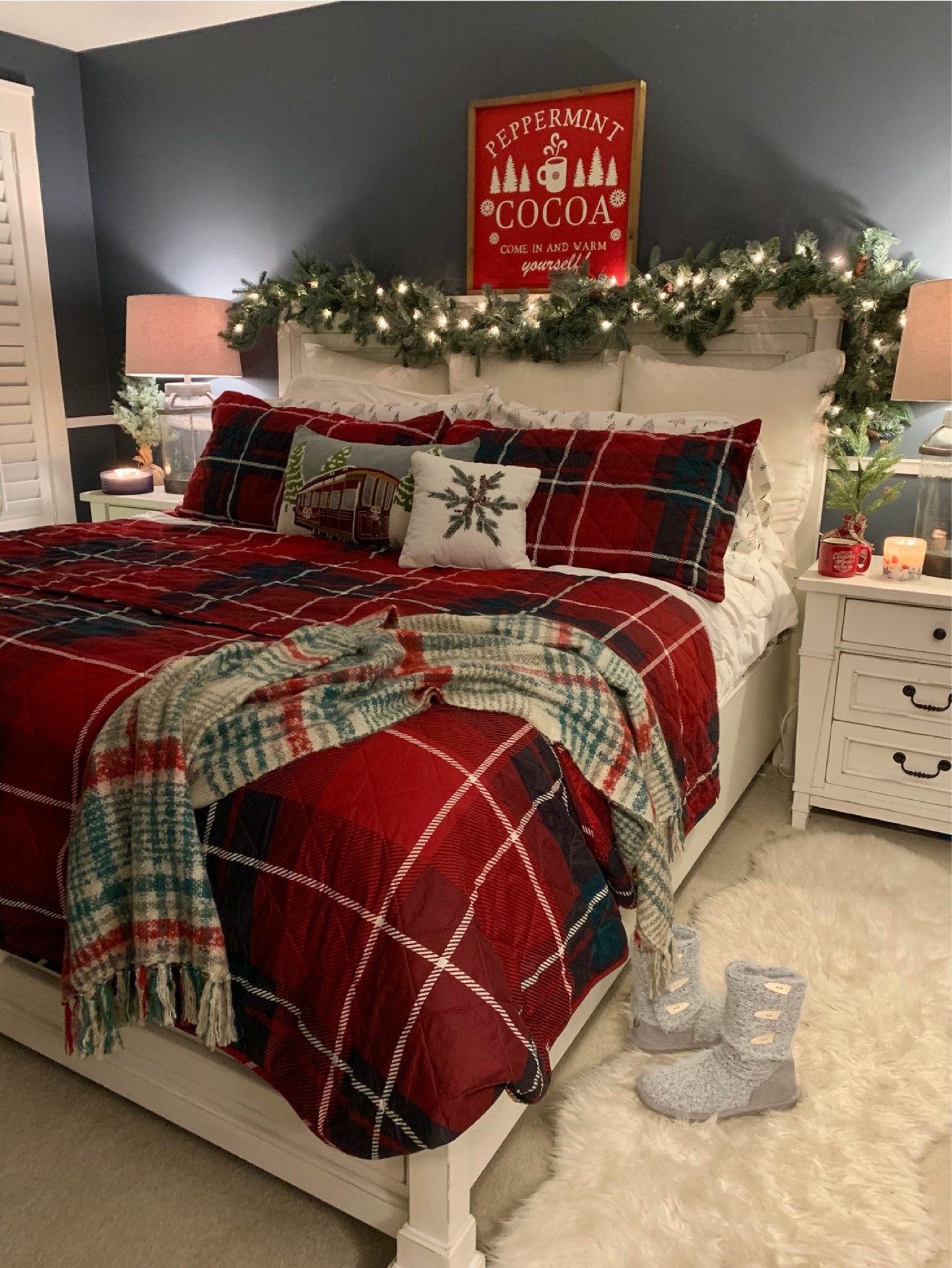 Christmas bedrooms are so magical! Especially plaids of reds and greens and traditional style! #plaidbedding #ralphlaurenchristmas #christmasbedding 

#LTKHome #LTKSeasonal #LTKHoliday