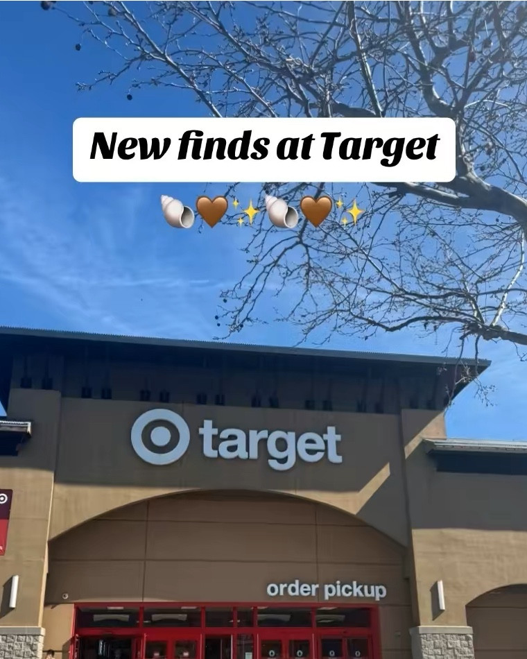 Target finds 

#LTKmomlife #LTKSeasonal #LTKootd