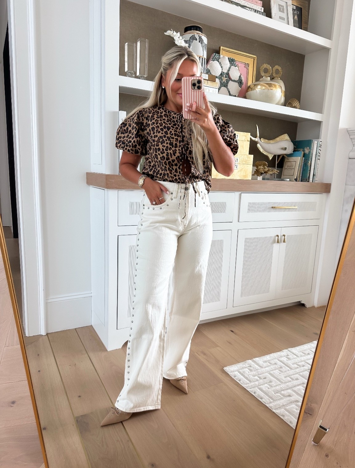 White denim and leopard outfit.  

#LTKgrwm #LTKootd